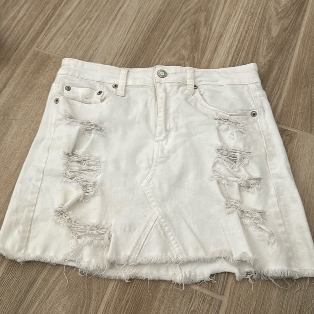 American eagle white denim skirt